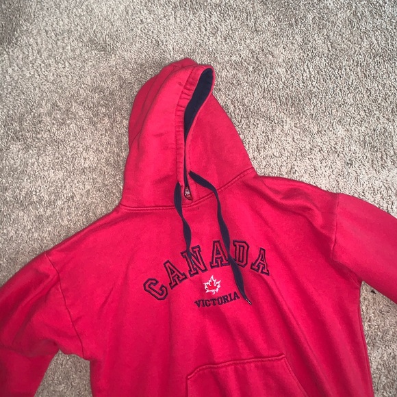 Souvenirs Northern Youth Red Canada Hoodie size XL - Picture 4 of 7